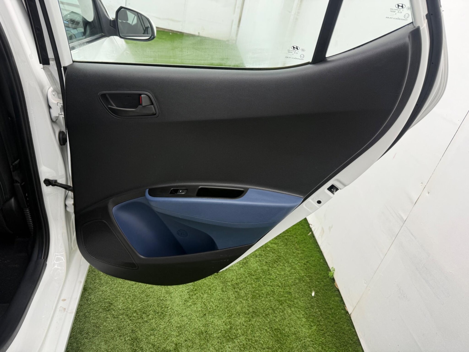 Used Hyundai i10 2015 for sale - 77705300: Photo 21