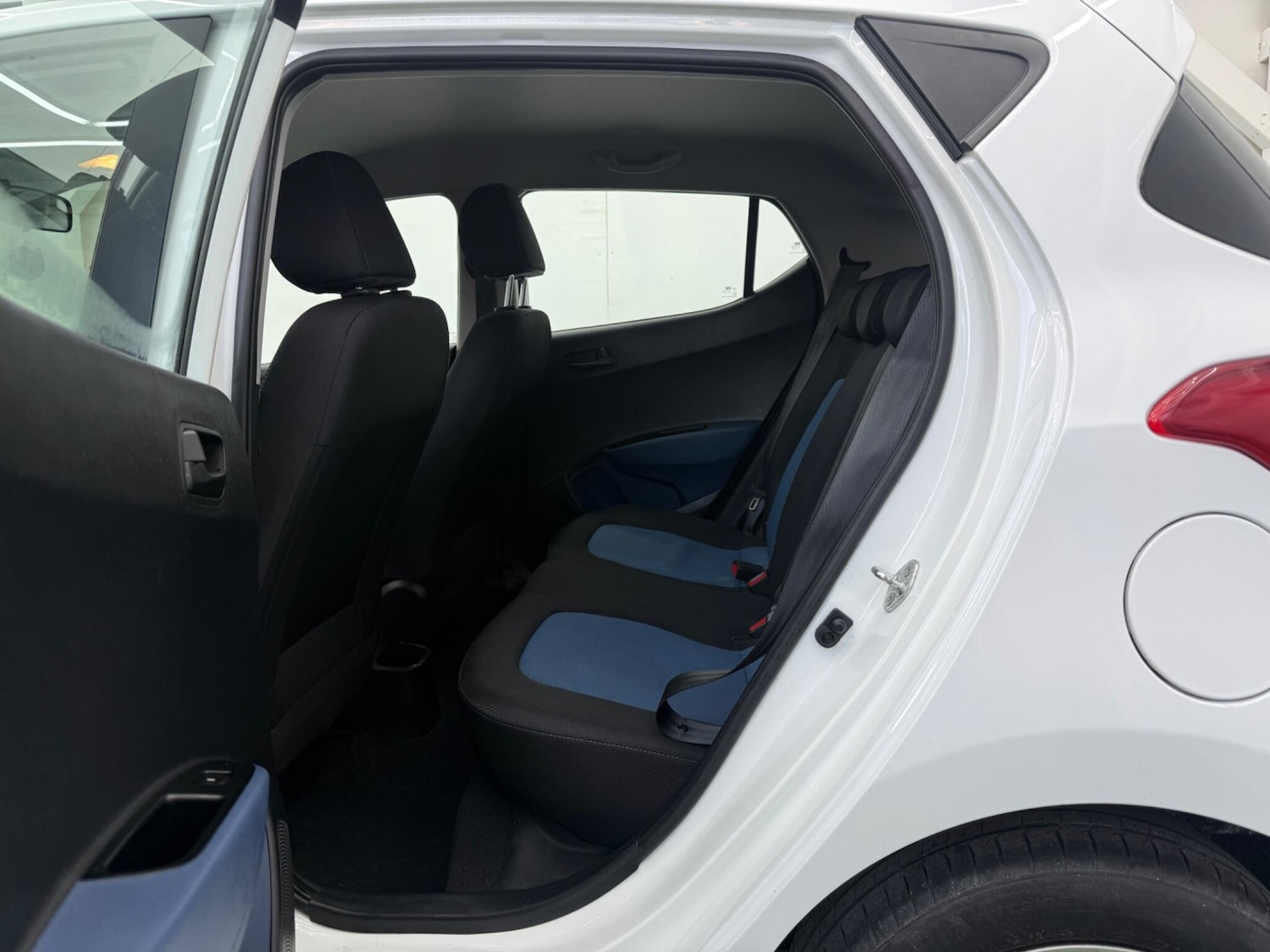 Used Hyundai i10 2015 for sale - 77705300: Photo 22