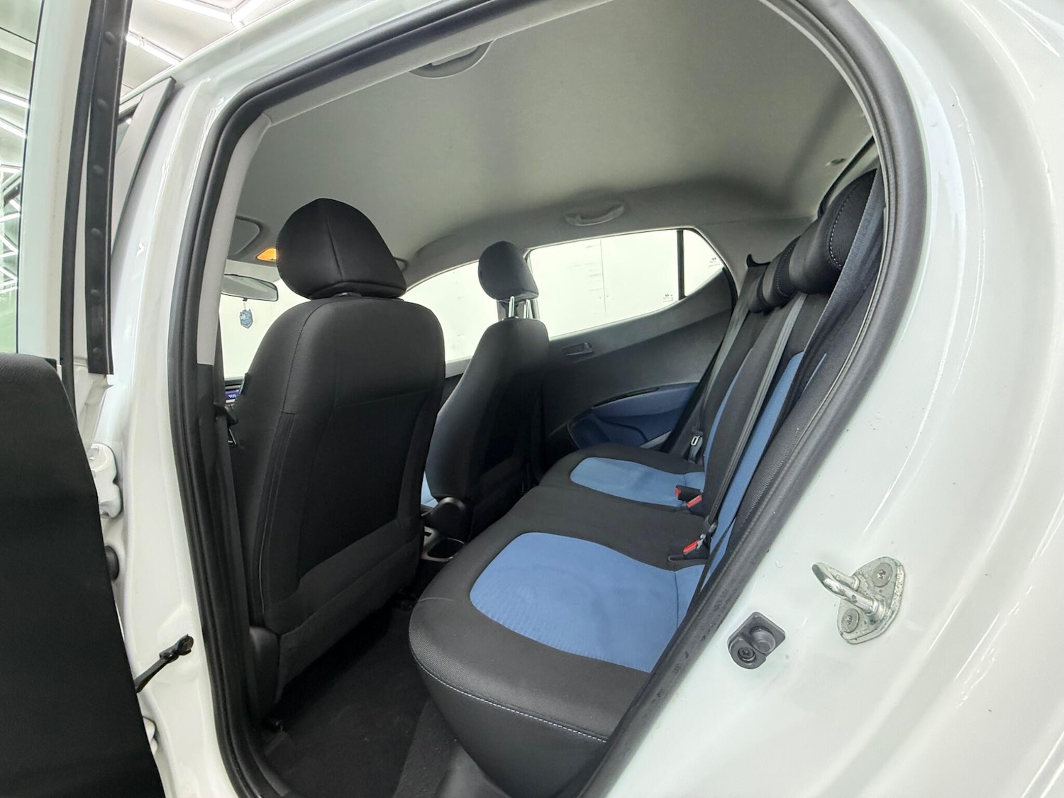 Used Hyundai i10 2015 for sale - 77705300: Photo 23