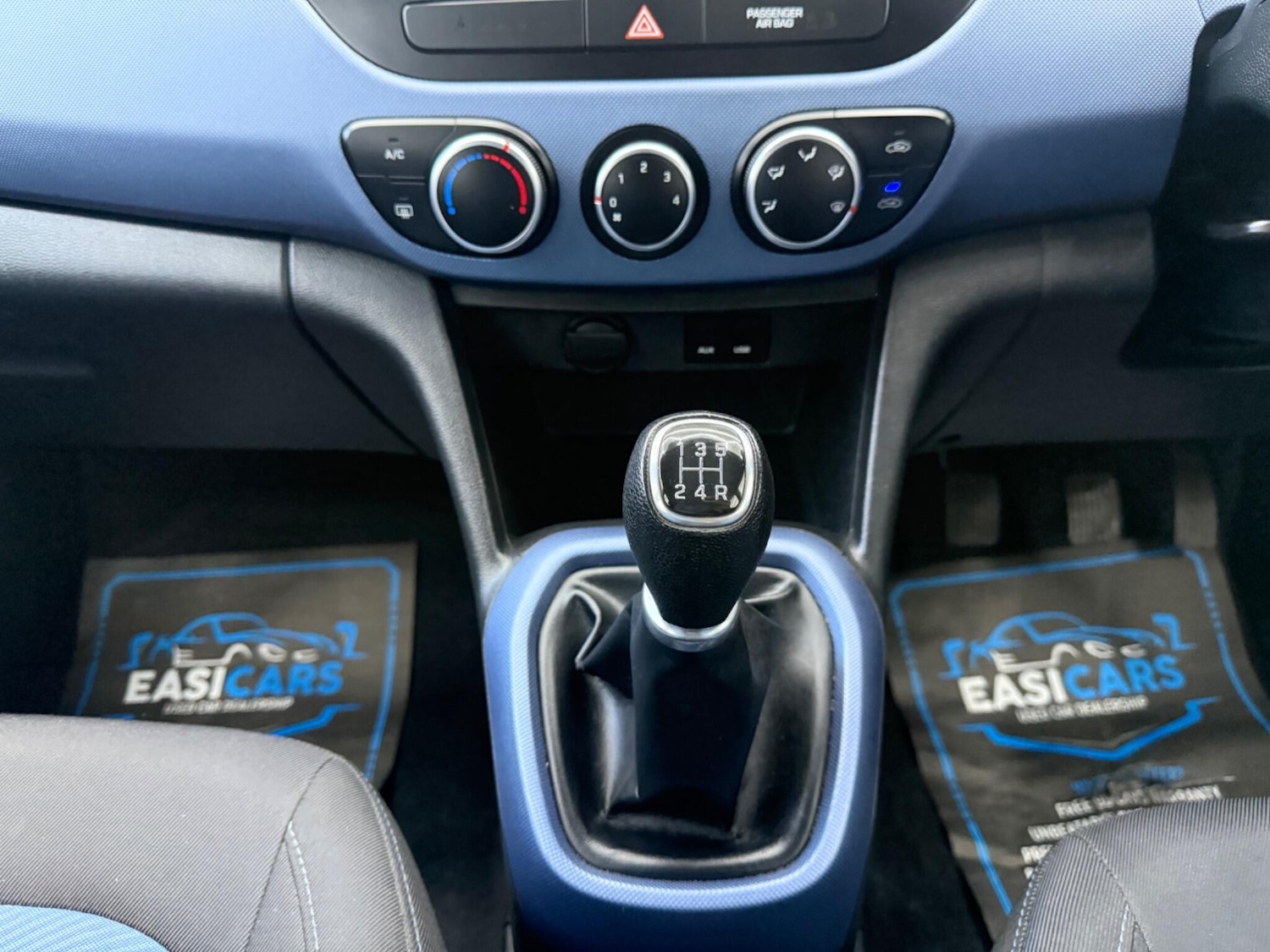 Used Hyundai i10 2015 for sale - 77705300: Photo 31