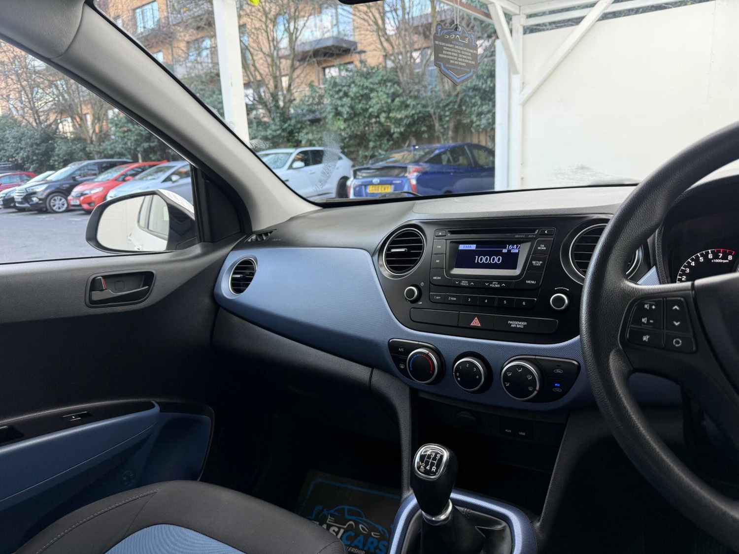 Used Hyundai i10 2015 for sale - 77705300: Photo 50