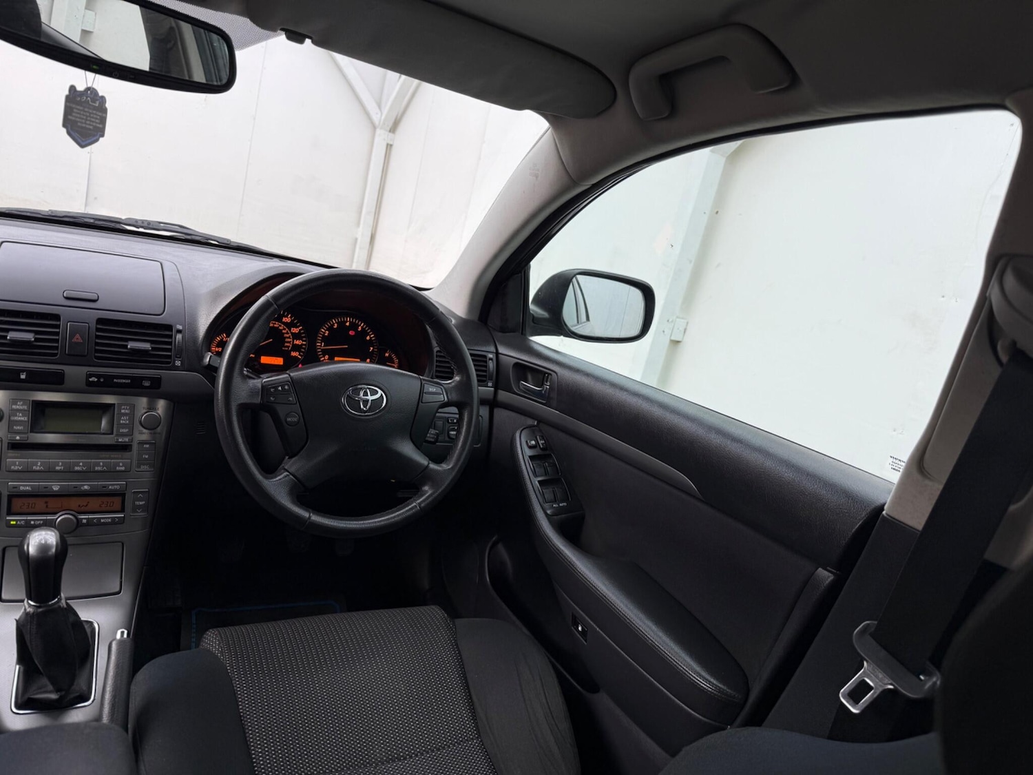 Used Toyota Avensis 2006 for sale - 78100528: Photo 39