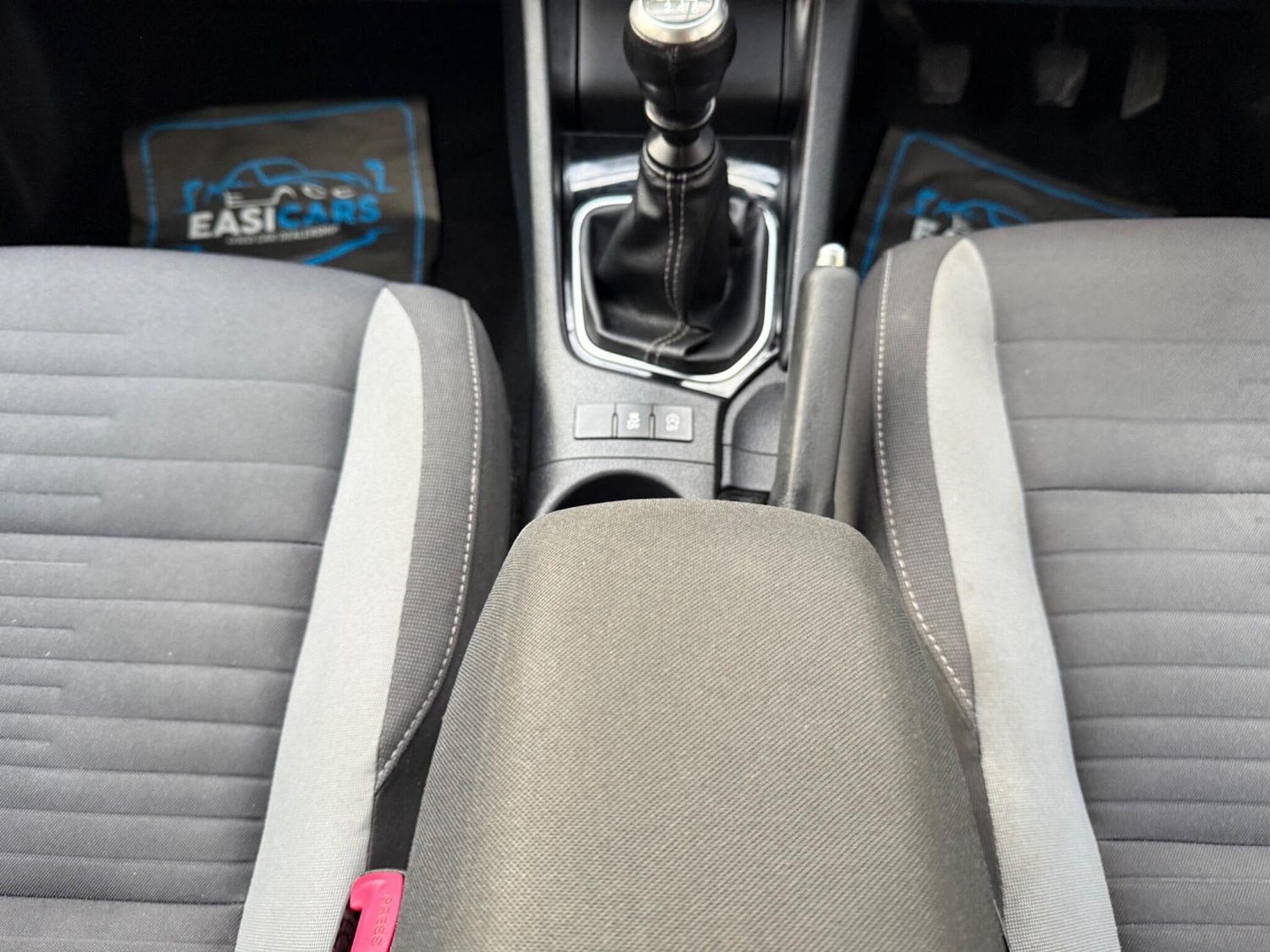 Used Toyota Auris 2016 for sale - 76512258: Photo 30