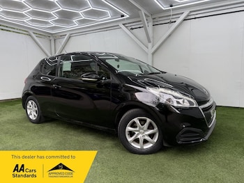 Used Peugeot 208 2016 for sale - 78491938: Photo