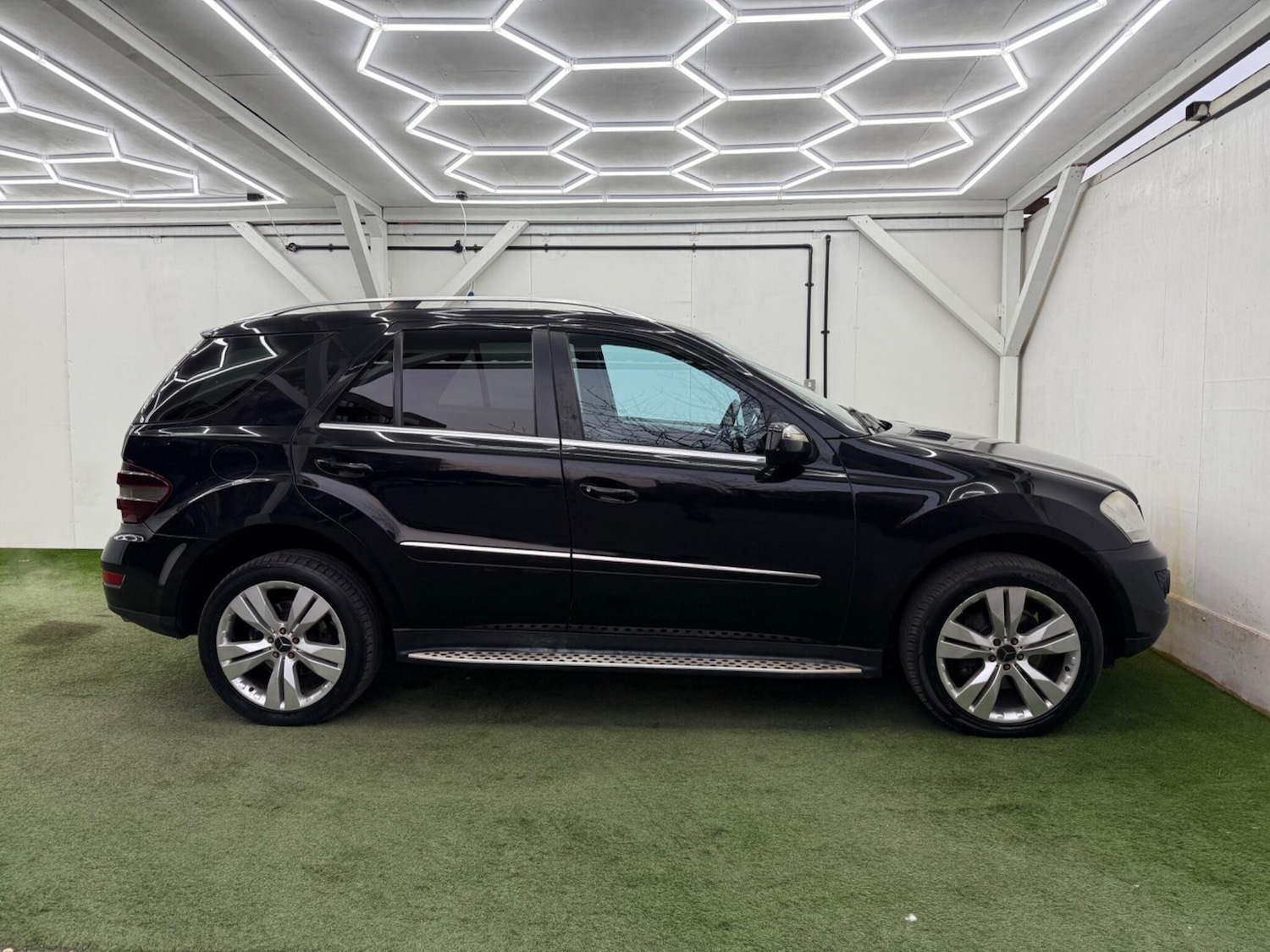 Used Mercedes-Benz M Class 2008 for sale - 78086237: Photo 5