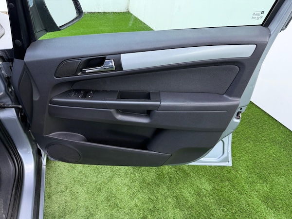 Used Vauxhall Zafira 2008 for sale - 76260143: Photo 17