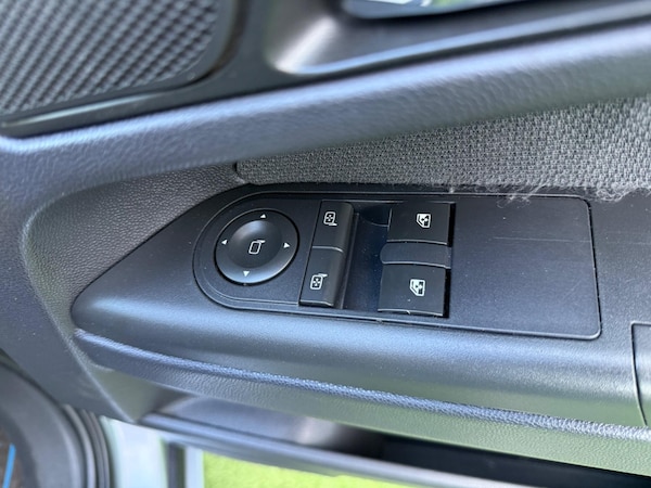 Used Vauxhall Zafira 2008 for sale - 76260143: Photo 40