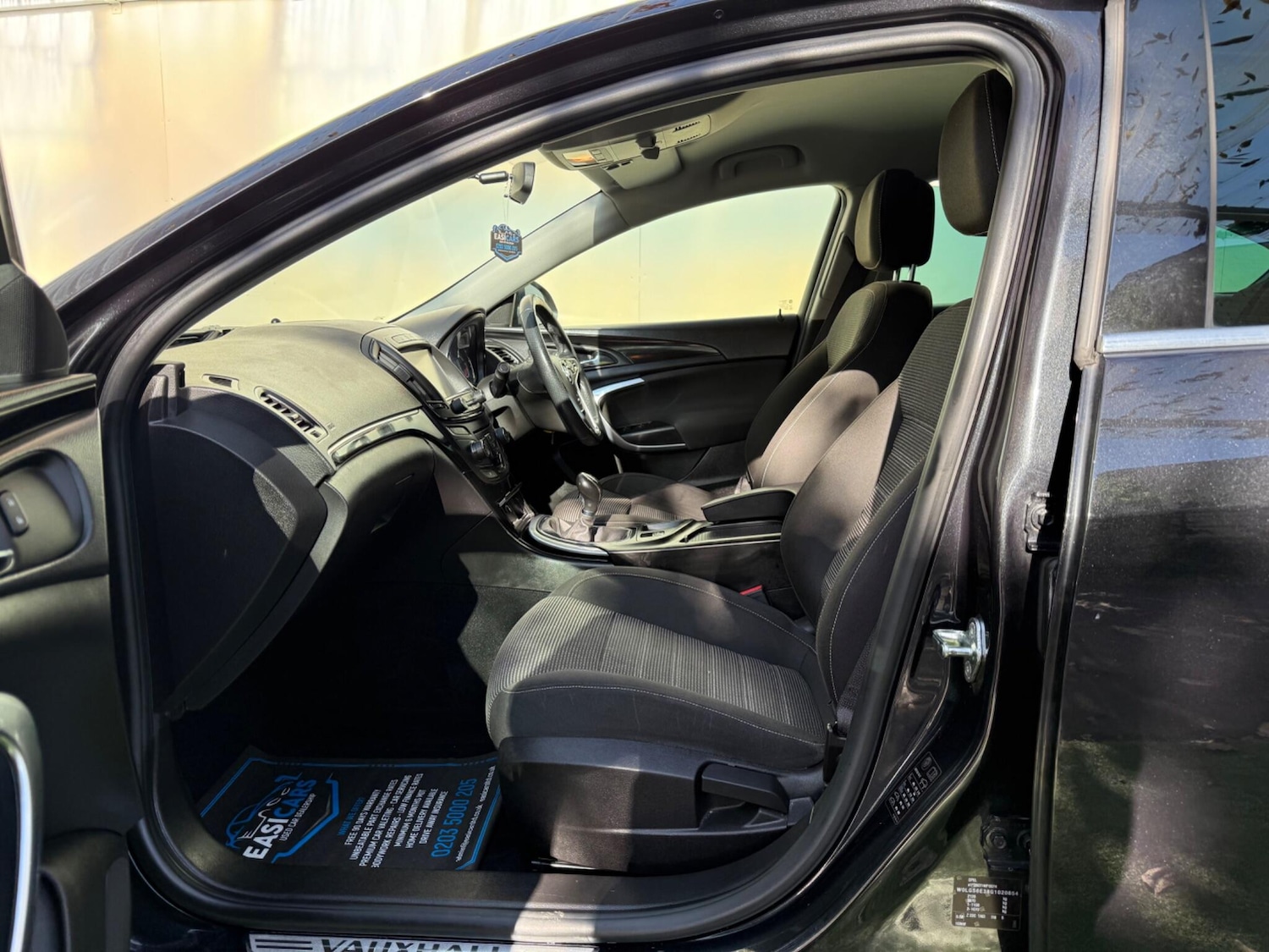 Used Vauxhall Insignia 2015 for sale - 76370107: Photo 25