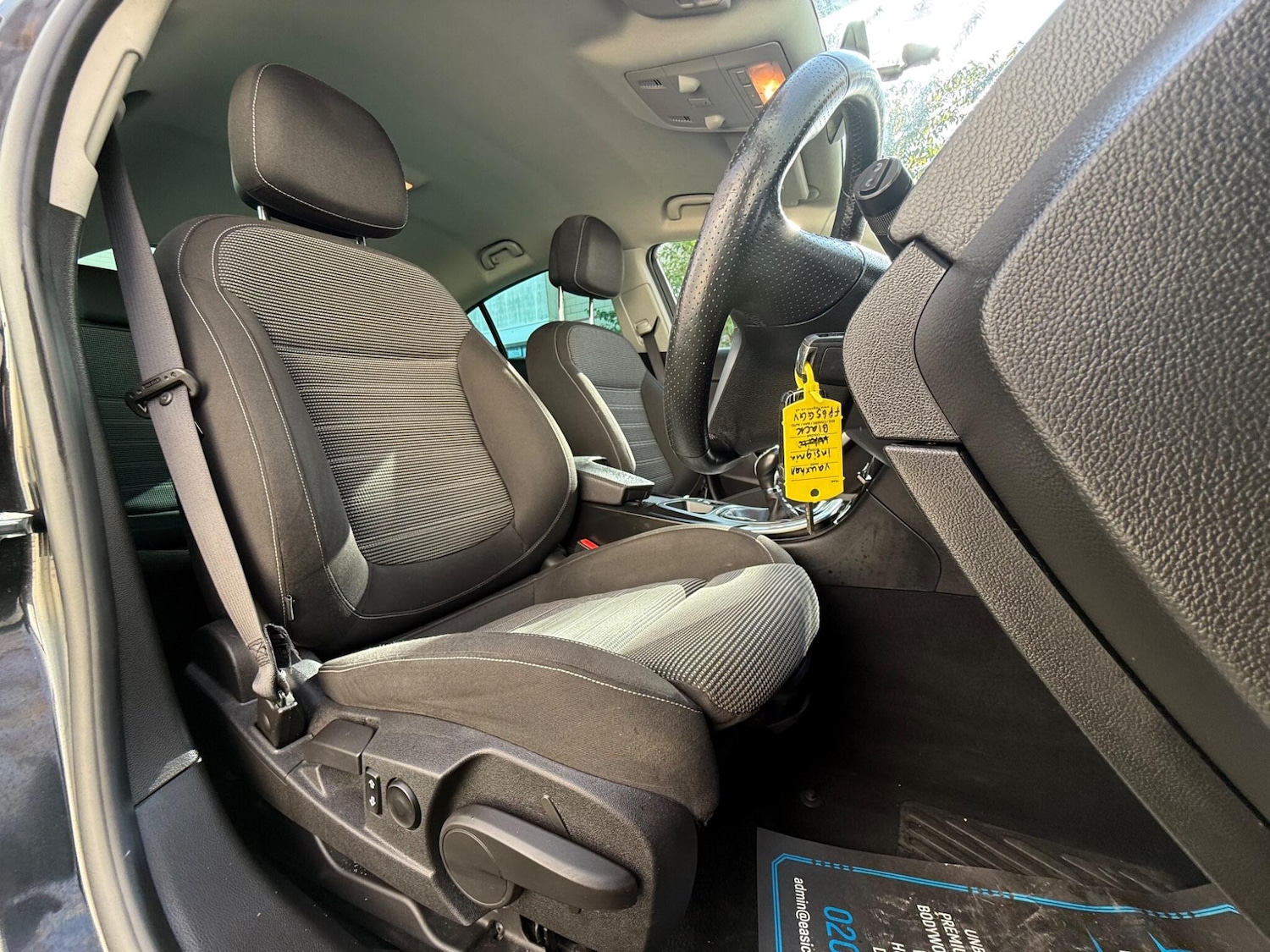 Used Vauxhall Insignia 2015 for sale - 76370107: Photo 3