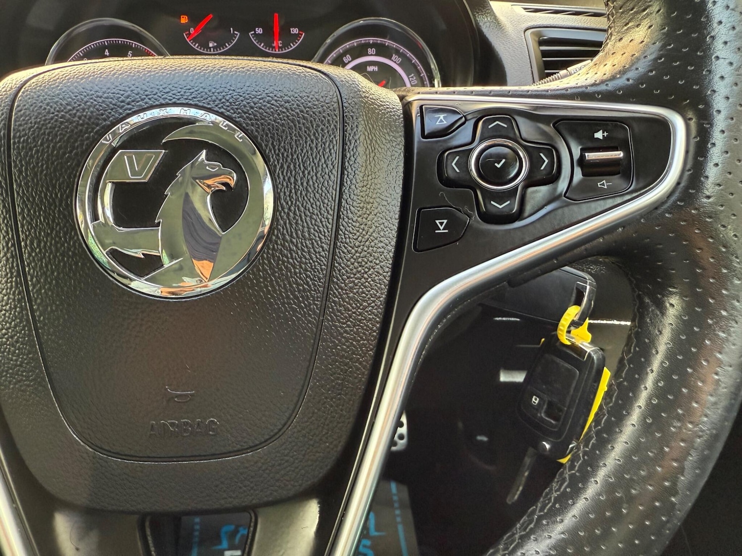 Used Vauxhall Insignia 2015 for sale - 76370107: Photo 35