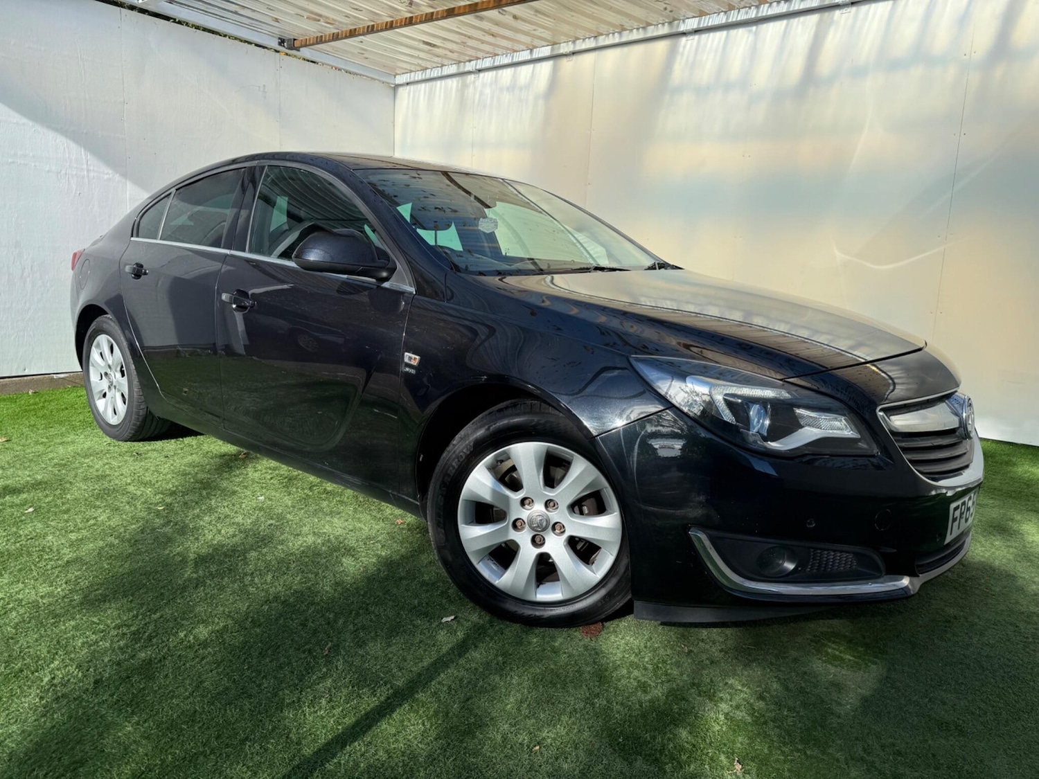 Used Vauxhall Insignia 2015 for sale - 76370107: Photo 4