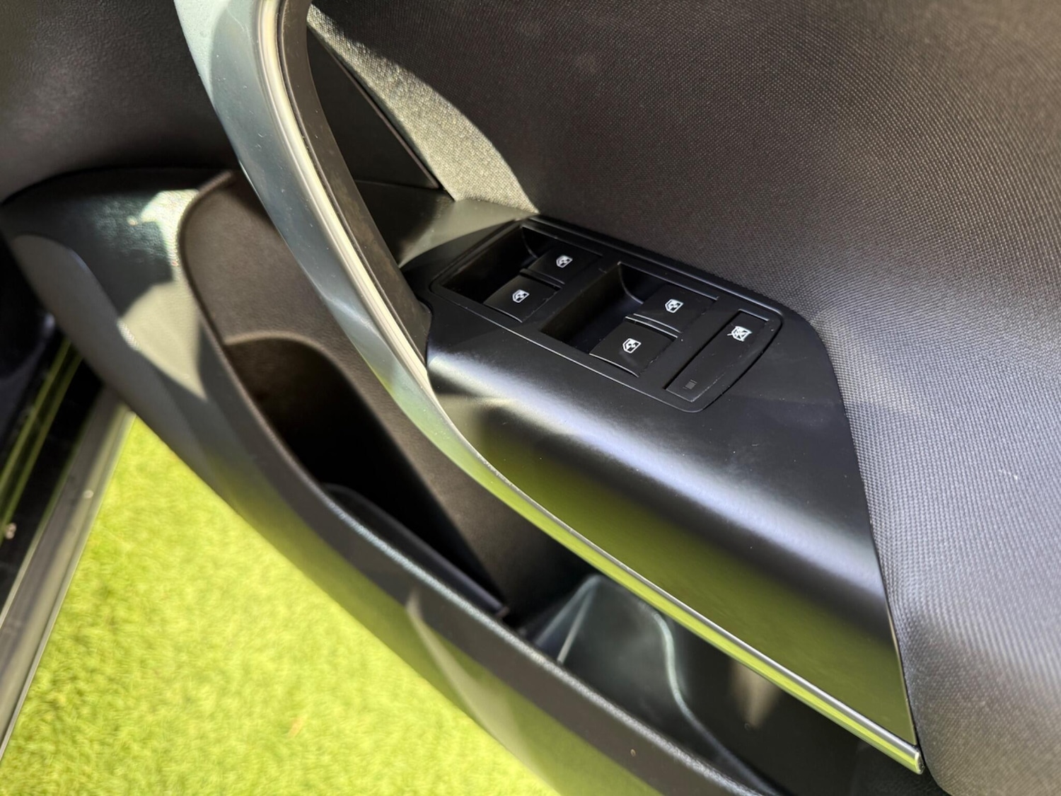 Used Vauxhall Insignia 2015 for sale - 76370107: Photo 40