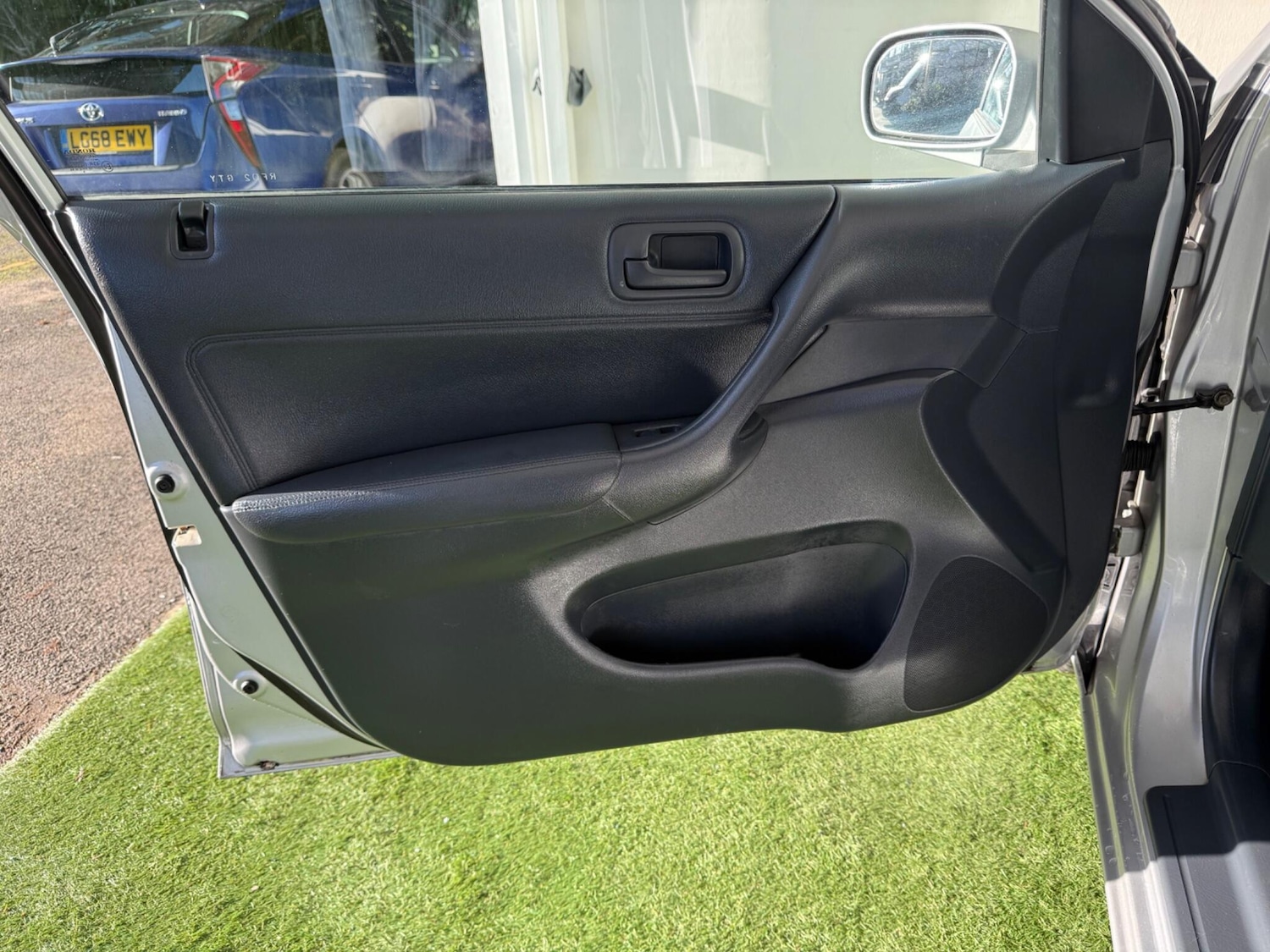 Used Honda Civic 2002 for sale - 77015261: Photo 28