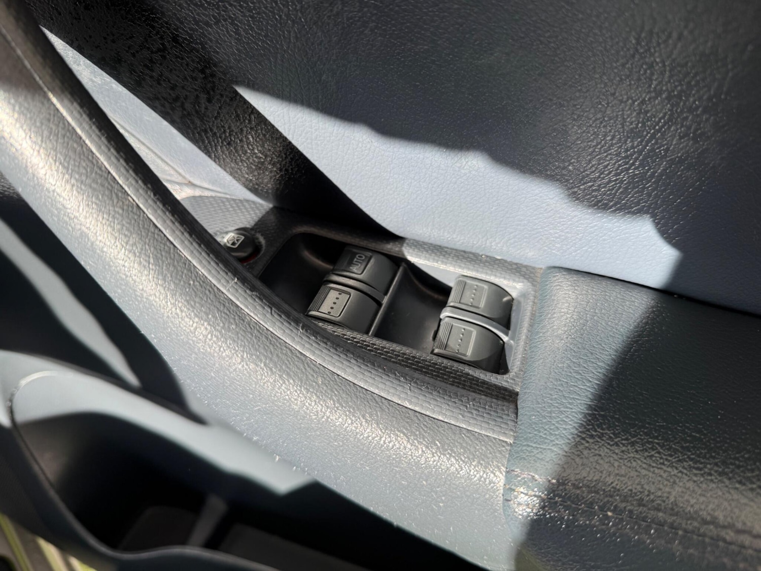 Used Honda Civic 2002 for sale - 77015261: Photo 39