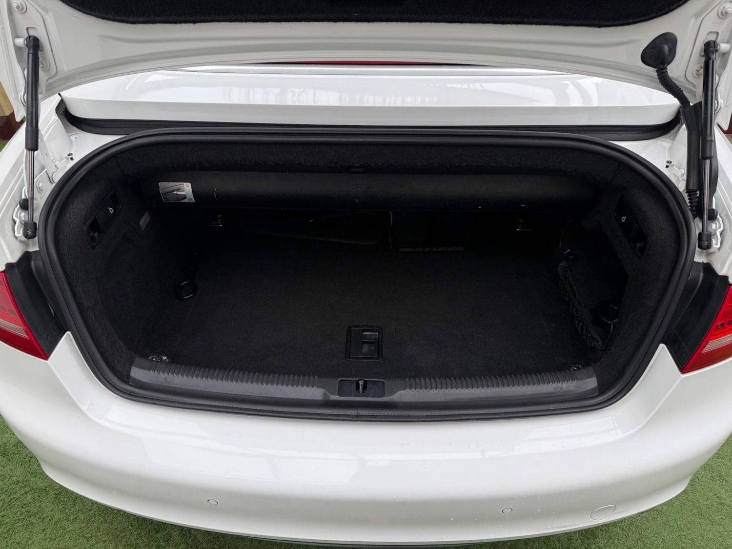 Used Audi A5 2011 for sale - 76573632: Photo 8