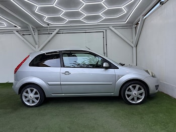 Used Ford Fiesta 2008 for sale - 78752337: Photo