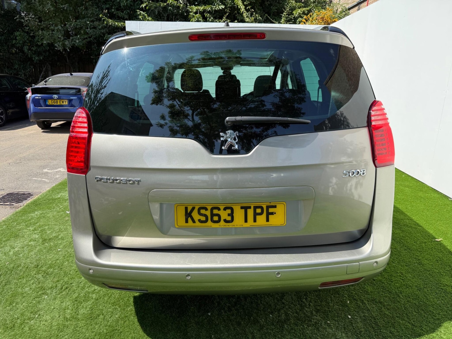 Vehicle 7