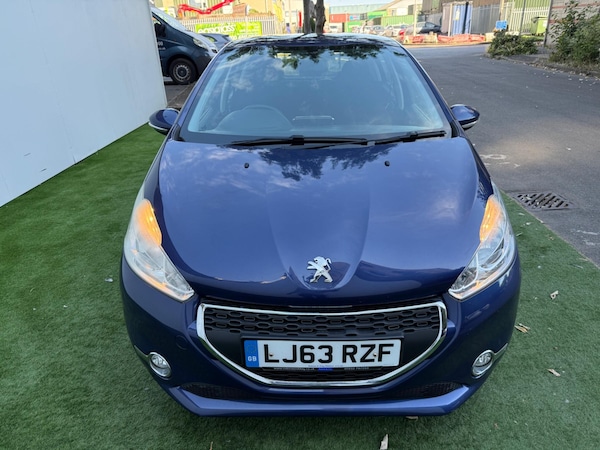 Used Peugeot 208 2013 for sale - 76294603: Photo 12