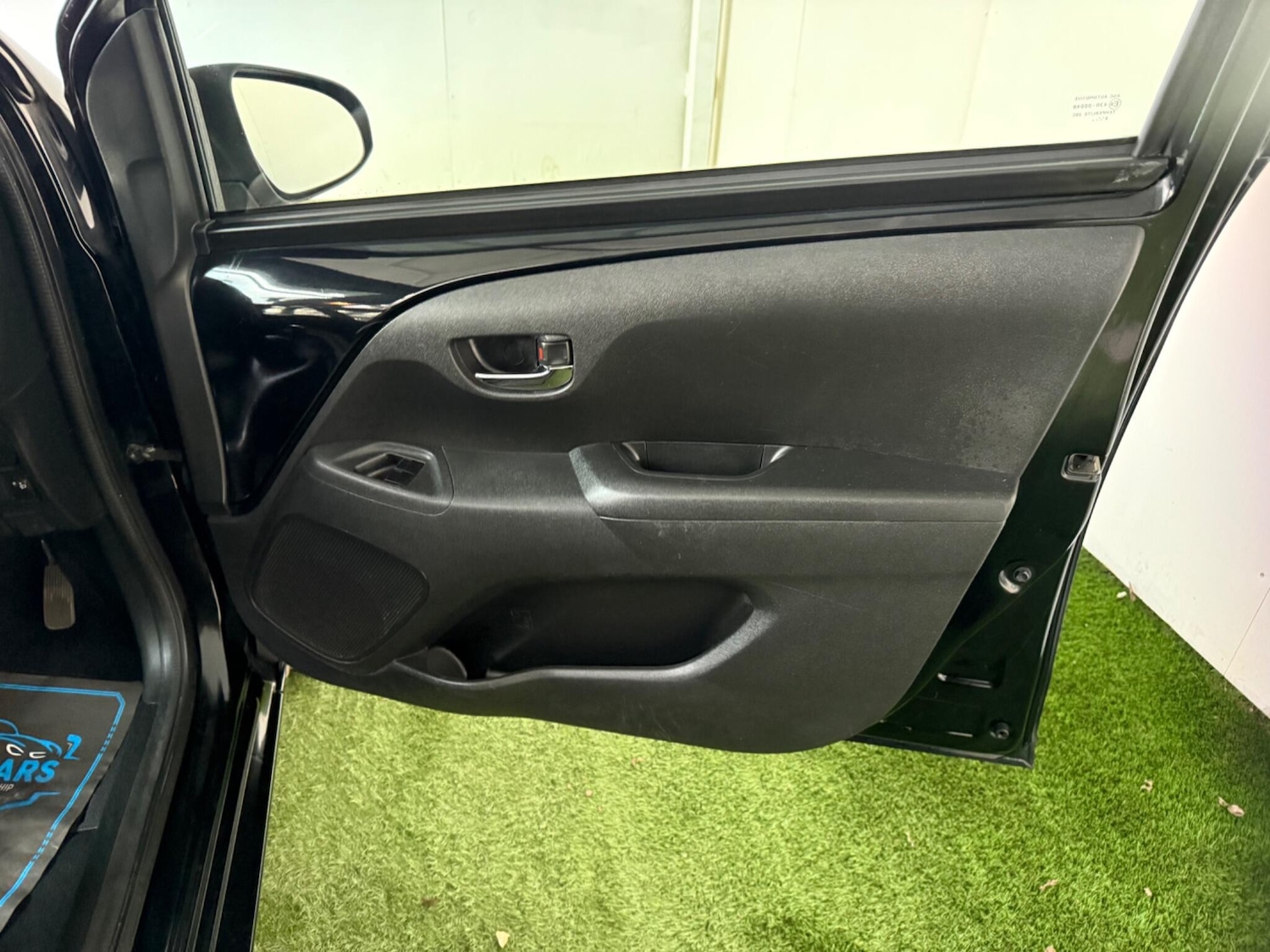 Used Peugeot 108 2015 for sale - 77074161: Photo 18