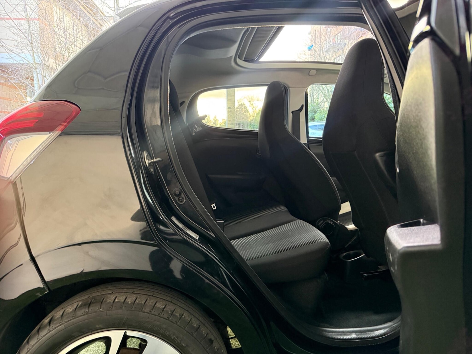 Used Peugeot 108 2015 for sale - 77074161: Photo 19