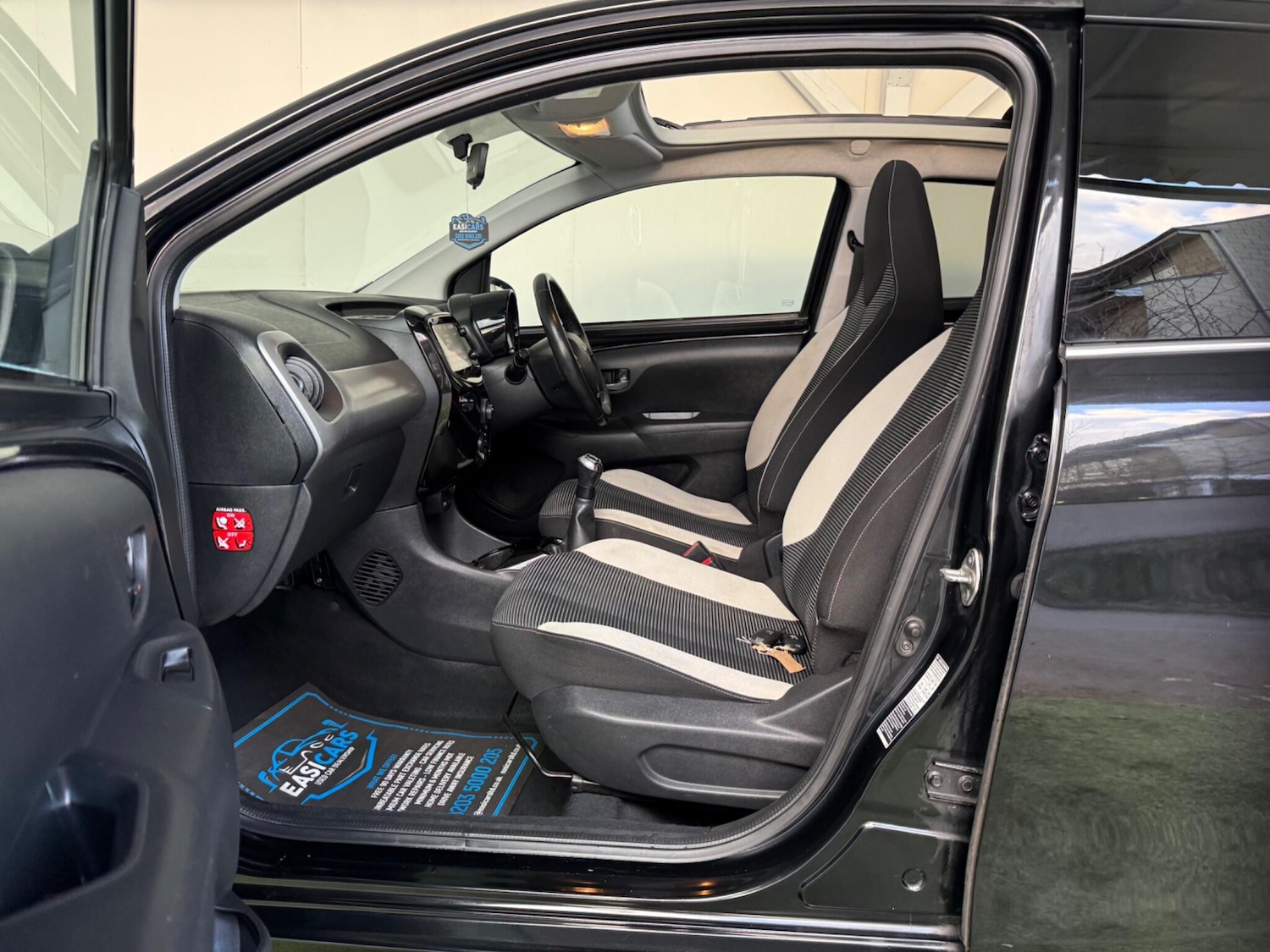 Used Peugeot 108 2015 for sale - 77074161: Photo 26