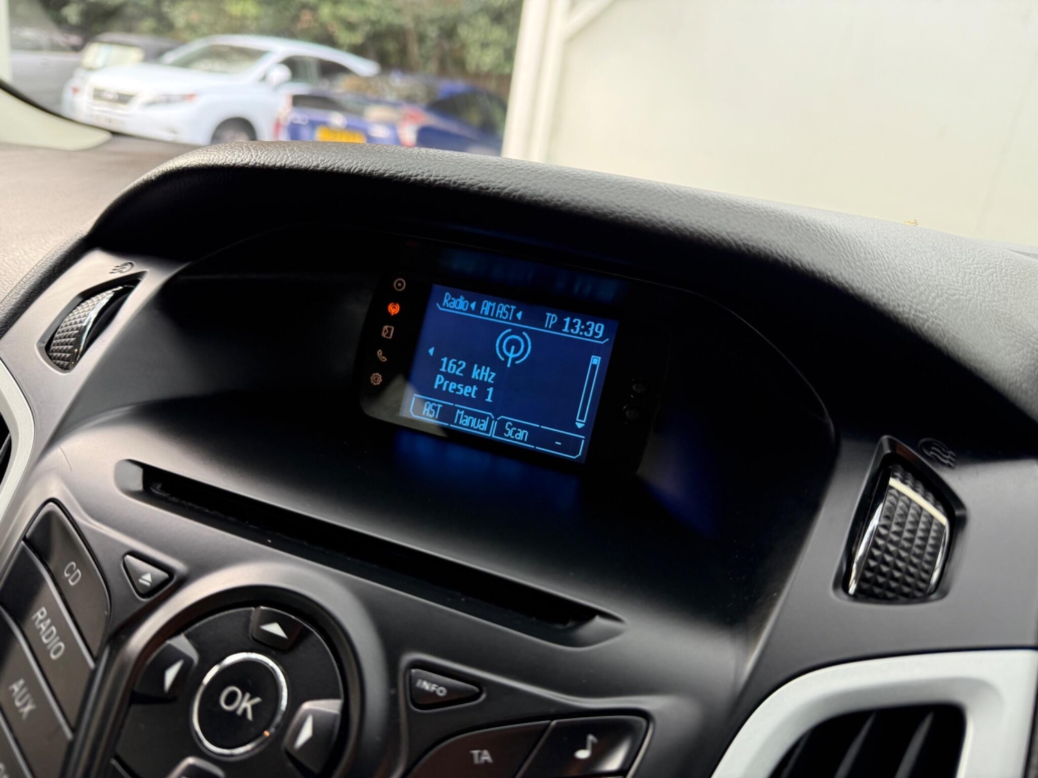 Used Ford Focus 2012 for sale - 77163026: Photo 43