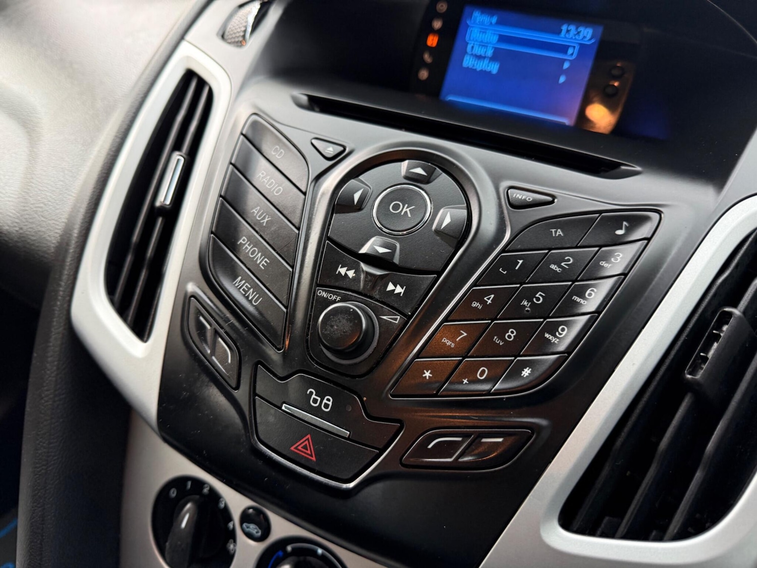 Used Ford Focus 2012 for sale - 77163026: Photo 48