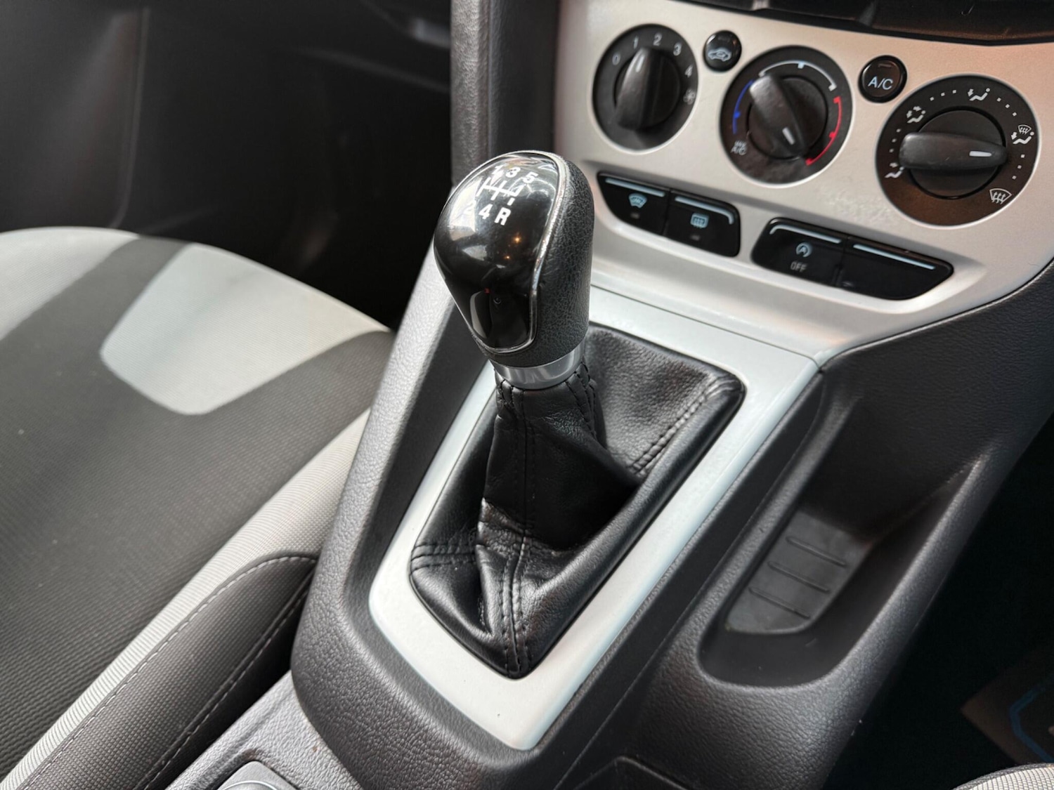 Used Ford Focus 2012 for sale - 77163026: Photo 50