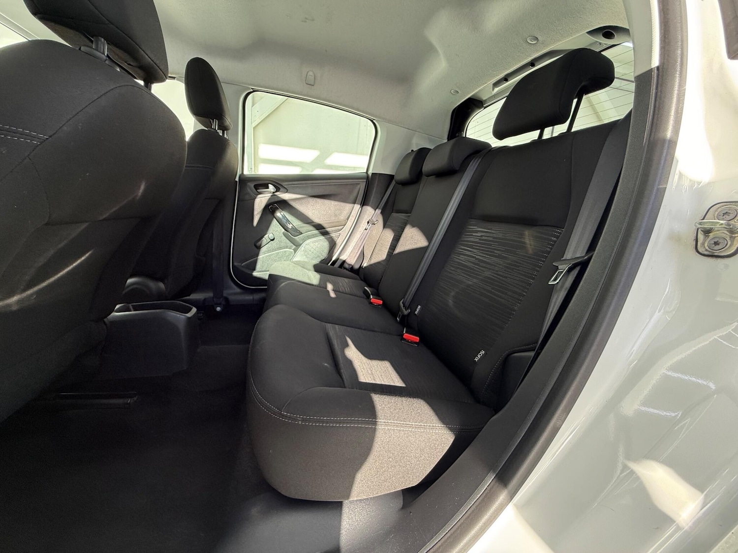 Used Peugeot 208 2014 for sale - 77131669: Photo 24