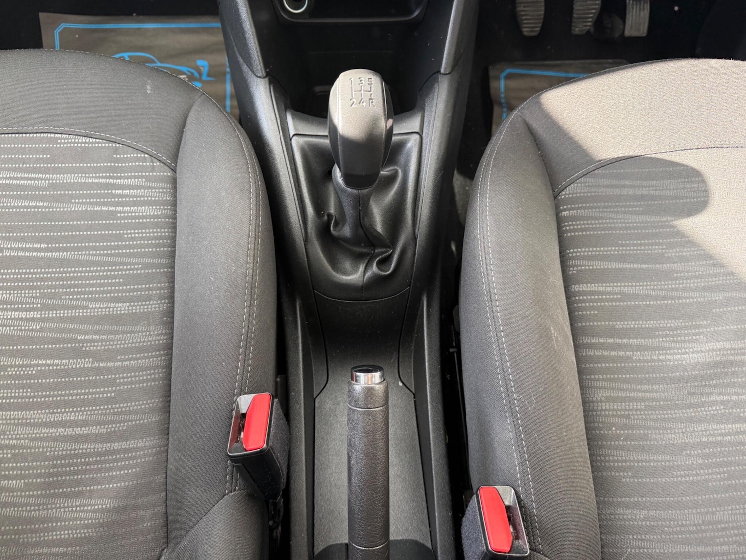 Used Peugeot 208 2014 for sale - 77131669: Photo 31