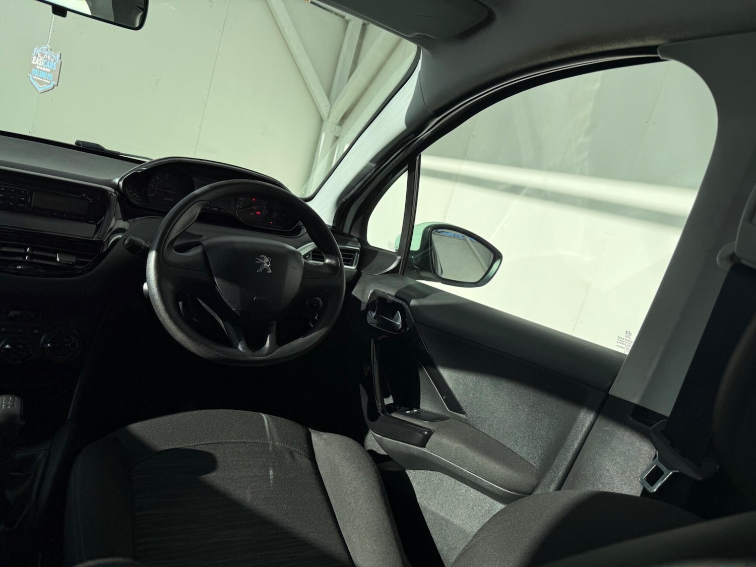 Used Peugeot 208 2014 for sale - 77131669: Photo 37