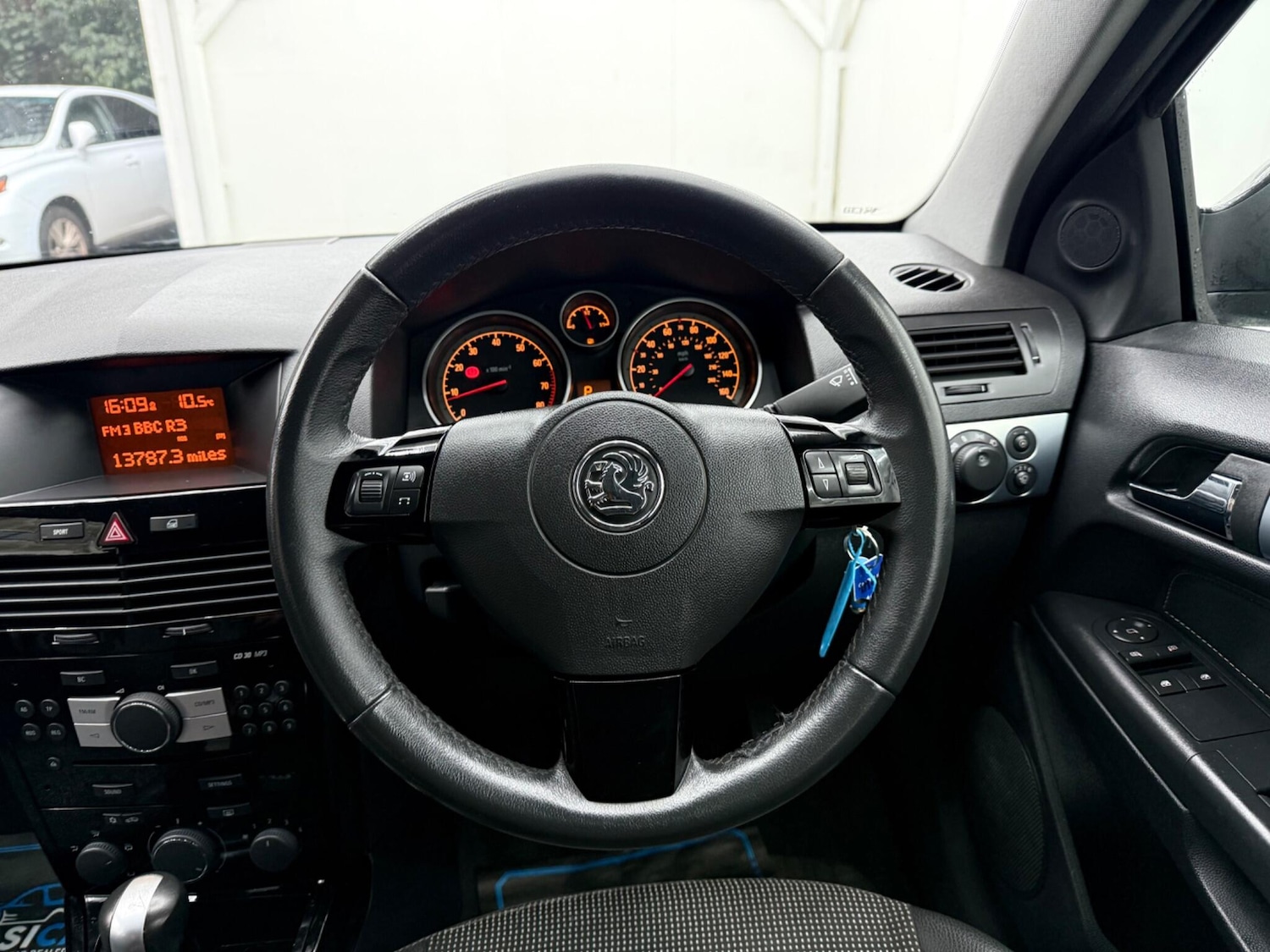 Used Vauxhall Astra 2009 for sale - 77468083: Photo 29