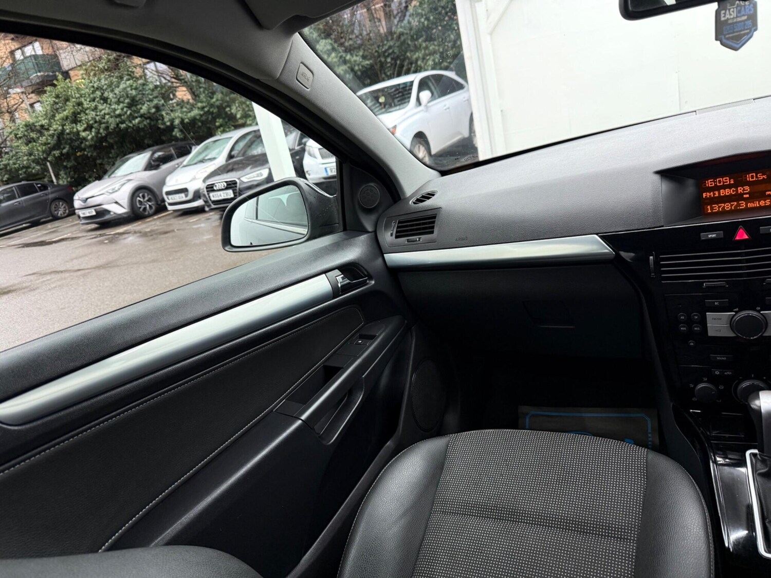 Used Vauxhall Astra 2009 for sale - 77468083: Photo 35