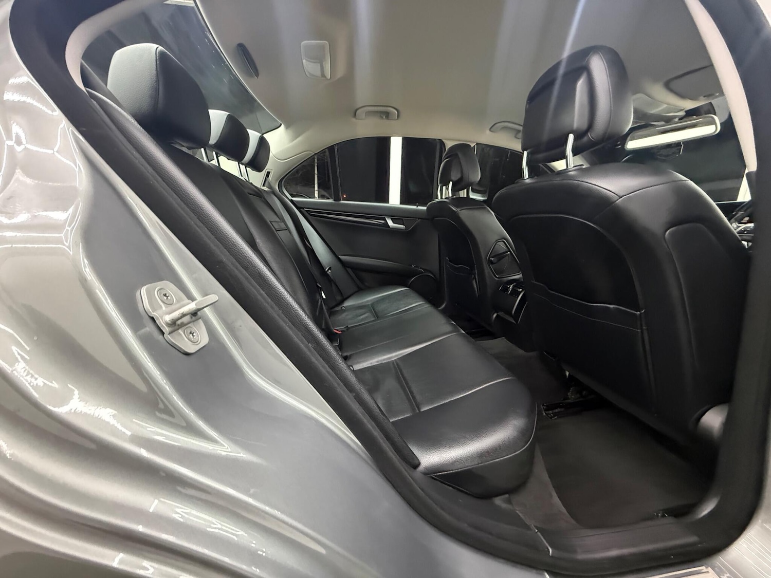 Used Mercedes-Benz C Class 2013 for sale - 77097788: Photo 19