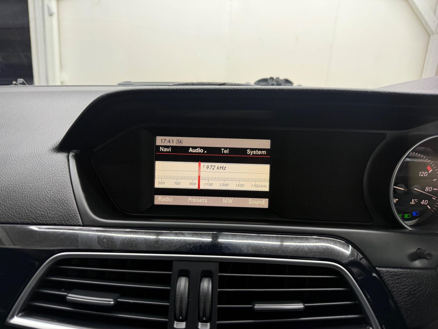 Used Mercedes-Benz C Class 2013 for sale - 77097788: Photo 29