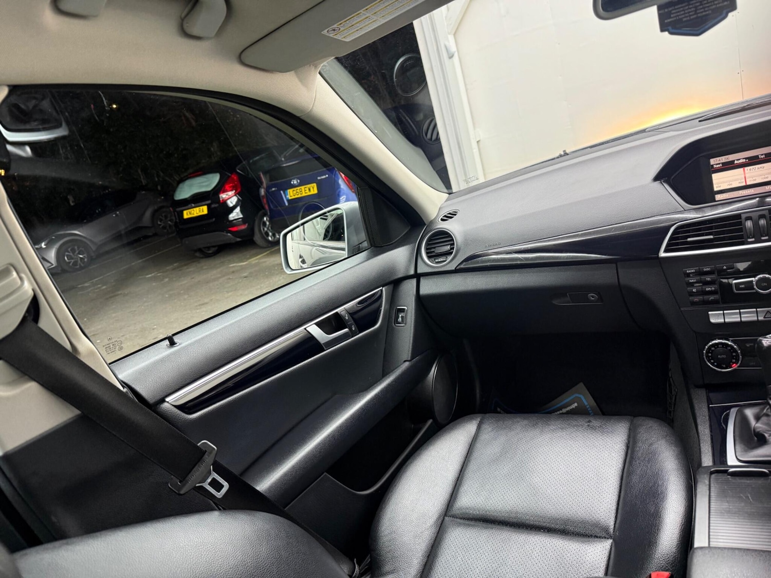 Used Mercedes-Benz C Class 2013 for sale - 77097788: Photo 32