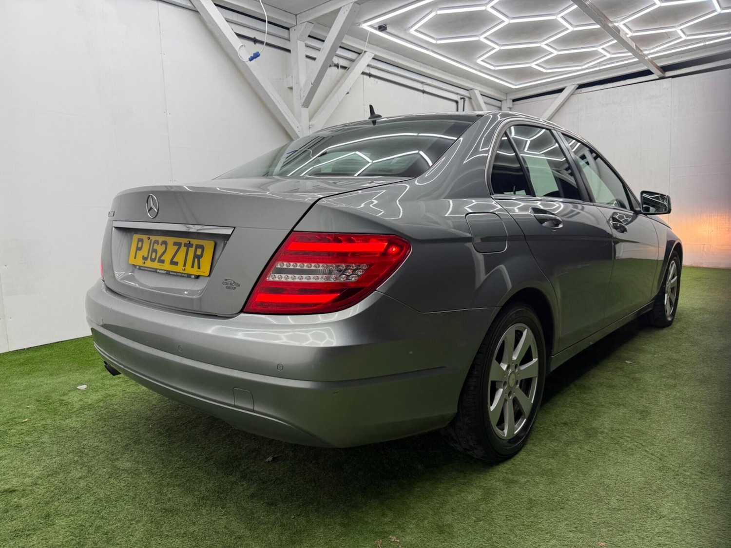 Used Mercedes-Benz C Class 2013 for sale - 77097788: Photo 6