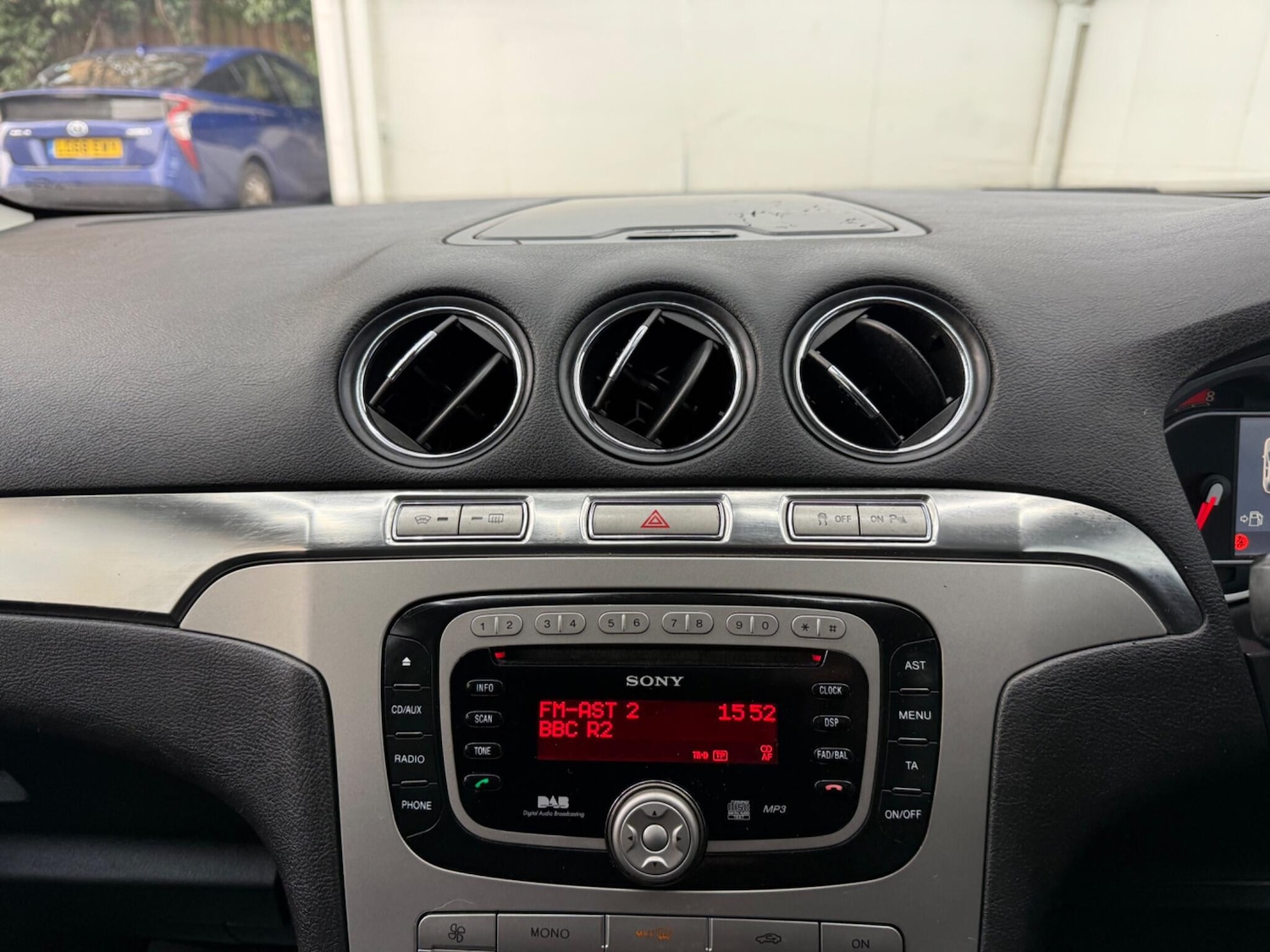 Used Ford S-Max 2009 for sale - 77345378: Photo 33