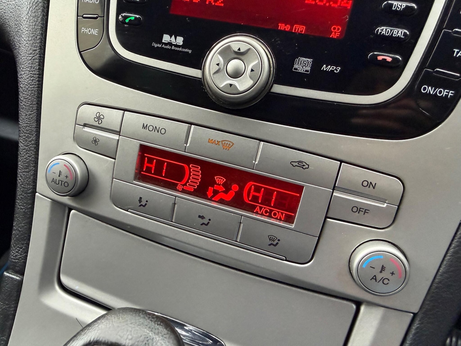 Used Ford S-Max 2009 for sale - 77345378: Photo 50