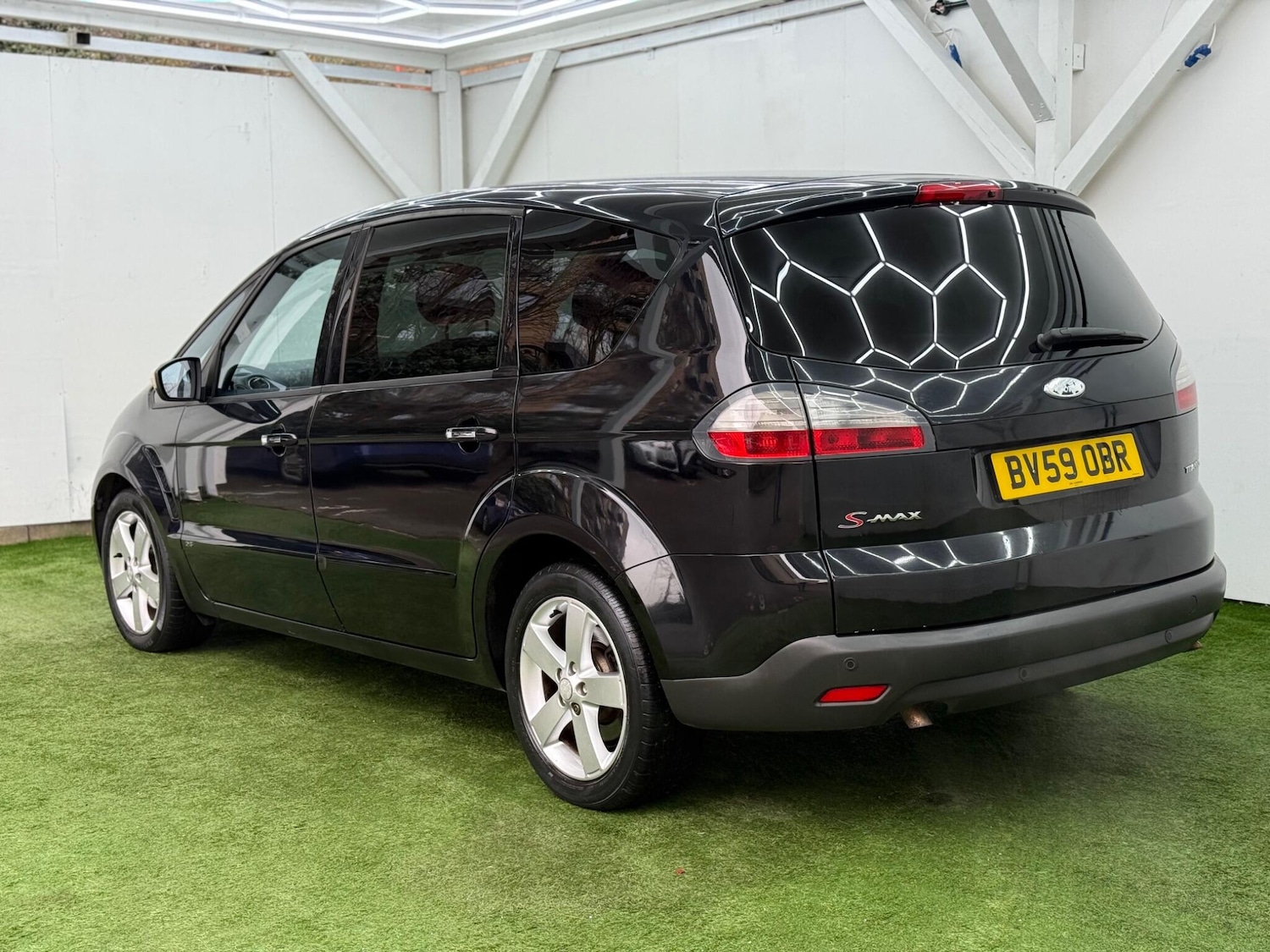 Used Ford S-Max 2009 for sale - 77345378: Photo 9