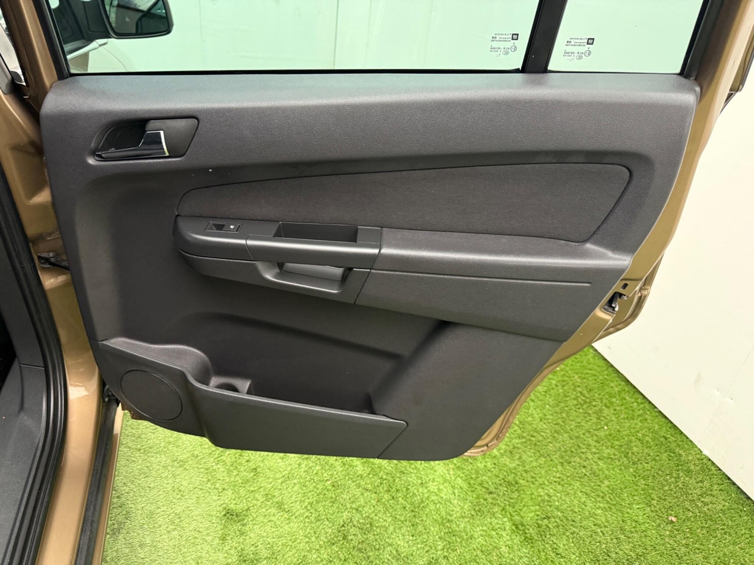 Used Vauxhall Zafira 2014 for sale - 76284292: Photo 23