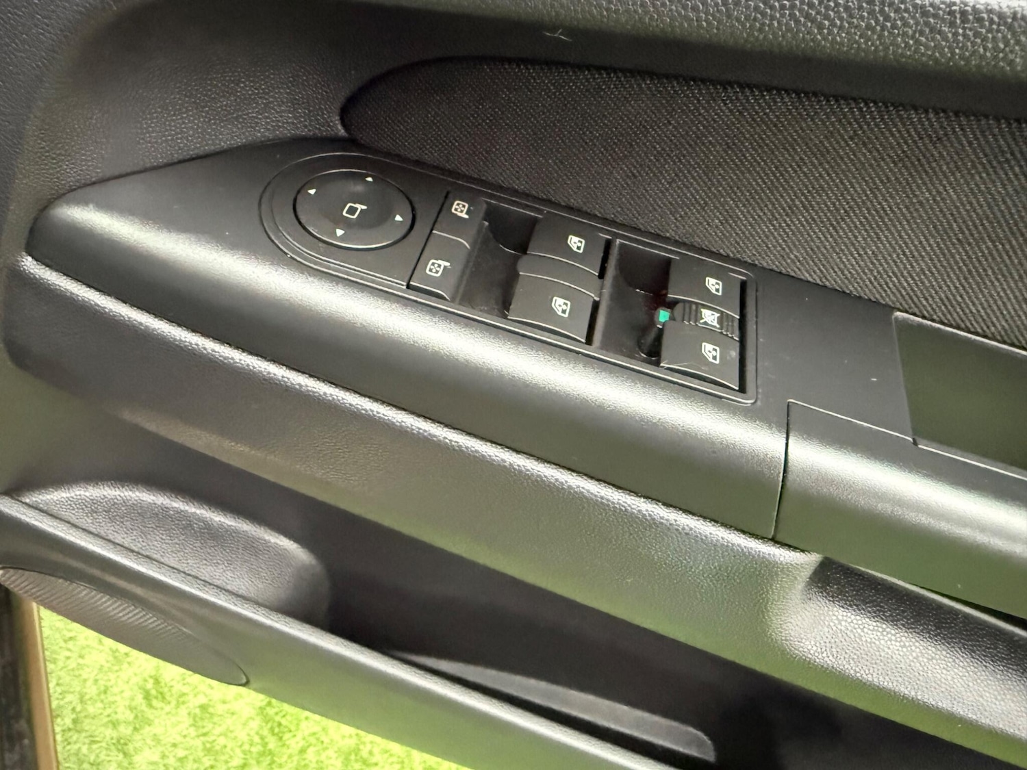 Used Vauxhall Zafira 2014 for sale - 76284292: Photo 44