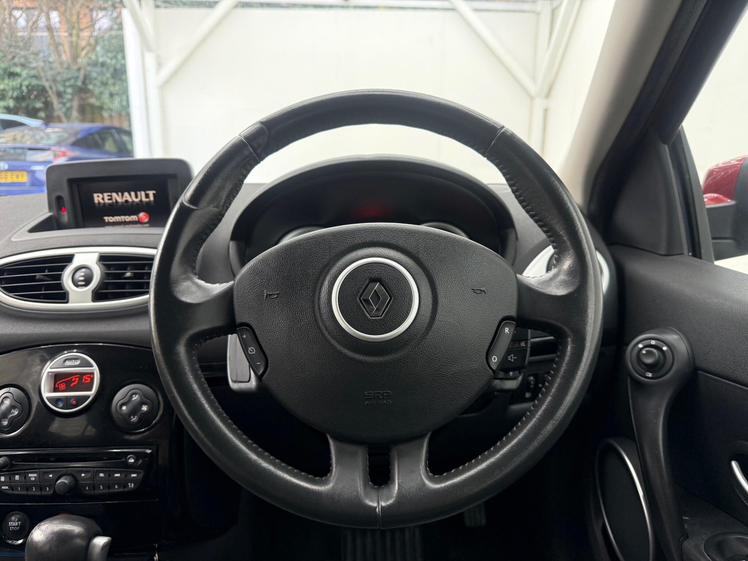 Used Renault Clio for sale - 77824173: Photo 32