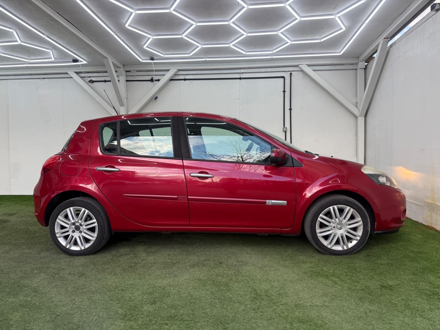 Used Renault Clio for sale - 77824173: Photo 5