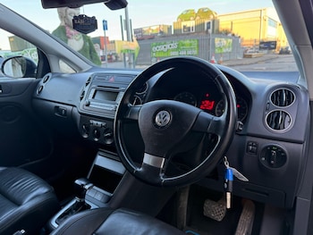 Used Volkswagen Golf Plus 2008 for sale - 76689841: Photo