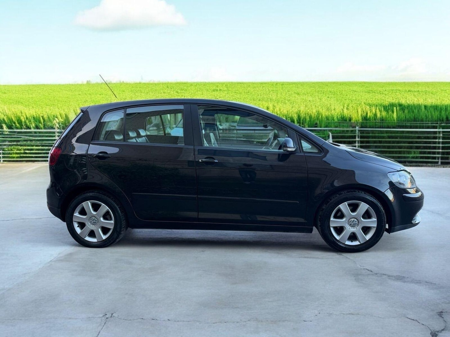 Used Volkswagen Golf Plus 2008 for sale - 76689841: Photo 5