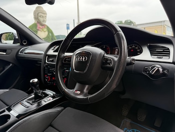 Used Audi A4 2011 for sale - 75377102: Photo