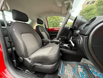Used Volkswagen Beetle 2006 for sale - 75646344: Photo