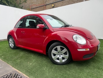 Used Volkswagen Beetle 2006 for sale - 75646344: Photo