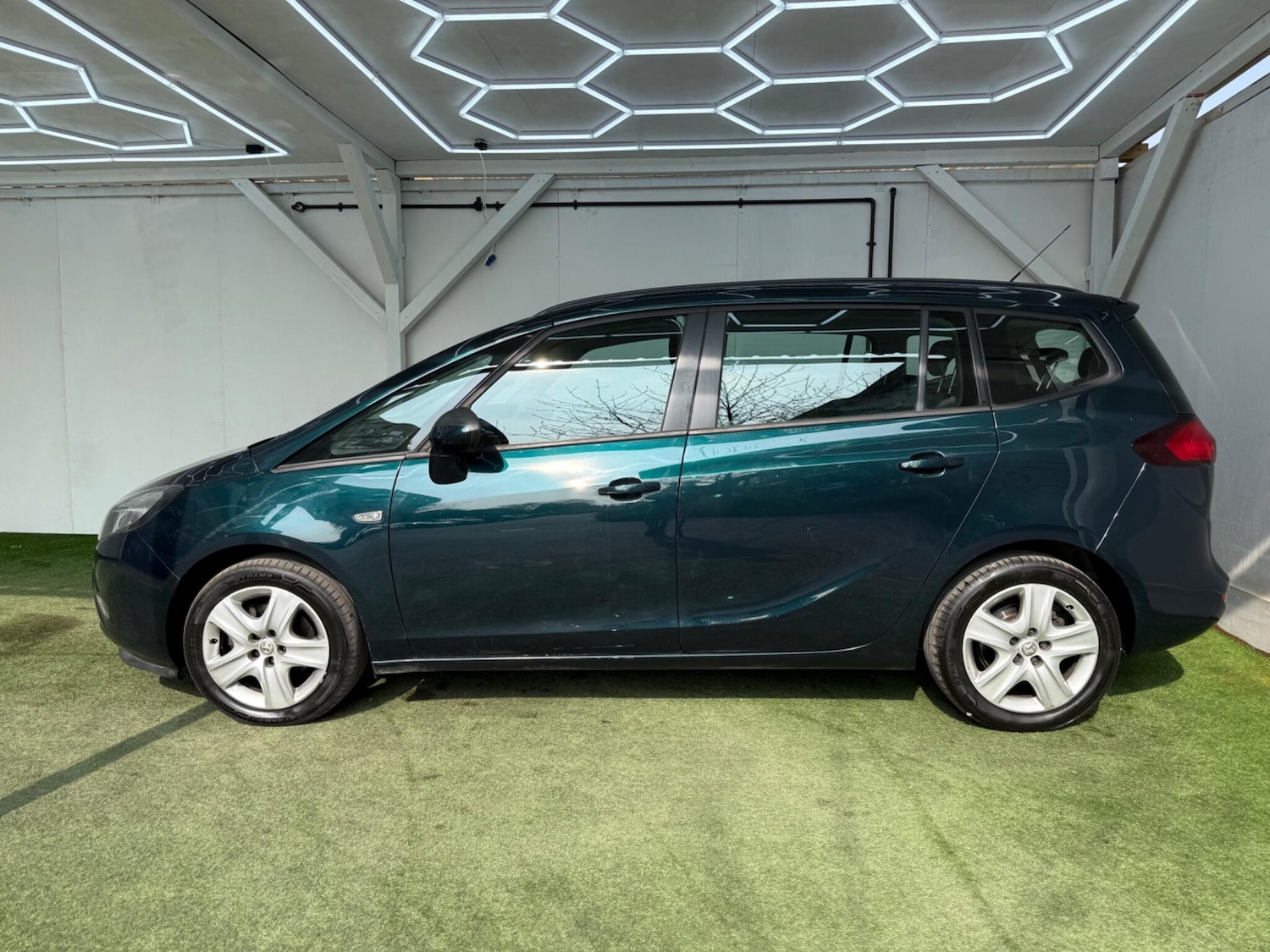 Used Vauxhall Zafira 2014 for sale - 77993886: Photo 10